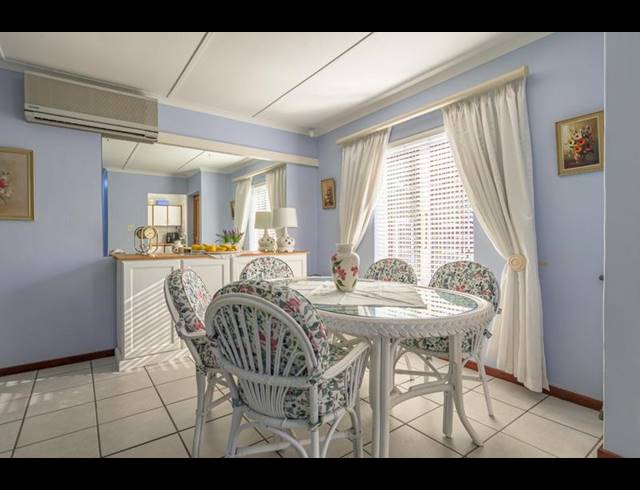 2 BEDROOM TOWNHOUSE FOR SALE IN CHASE VALLEY DOWNS